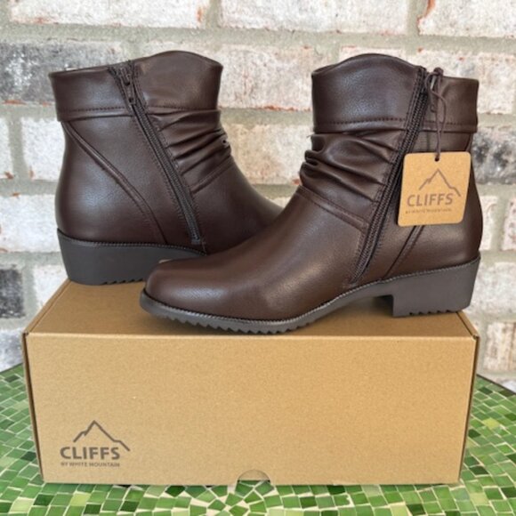 CLIFFS BY WHITE MOUNTAIN Shoes - Cliffs by White Mountain Booties - Durbon DK BROWN/SMOOTH 7 Wide